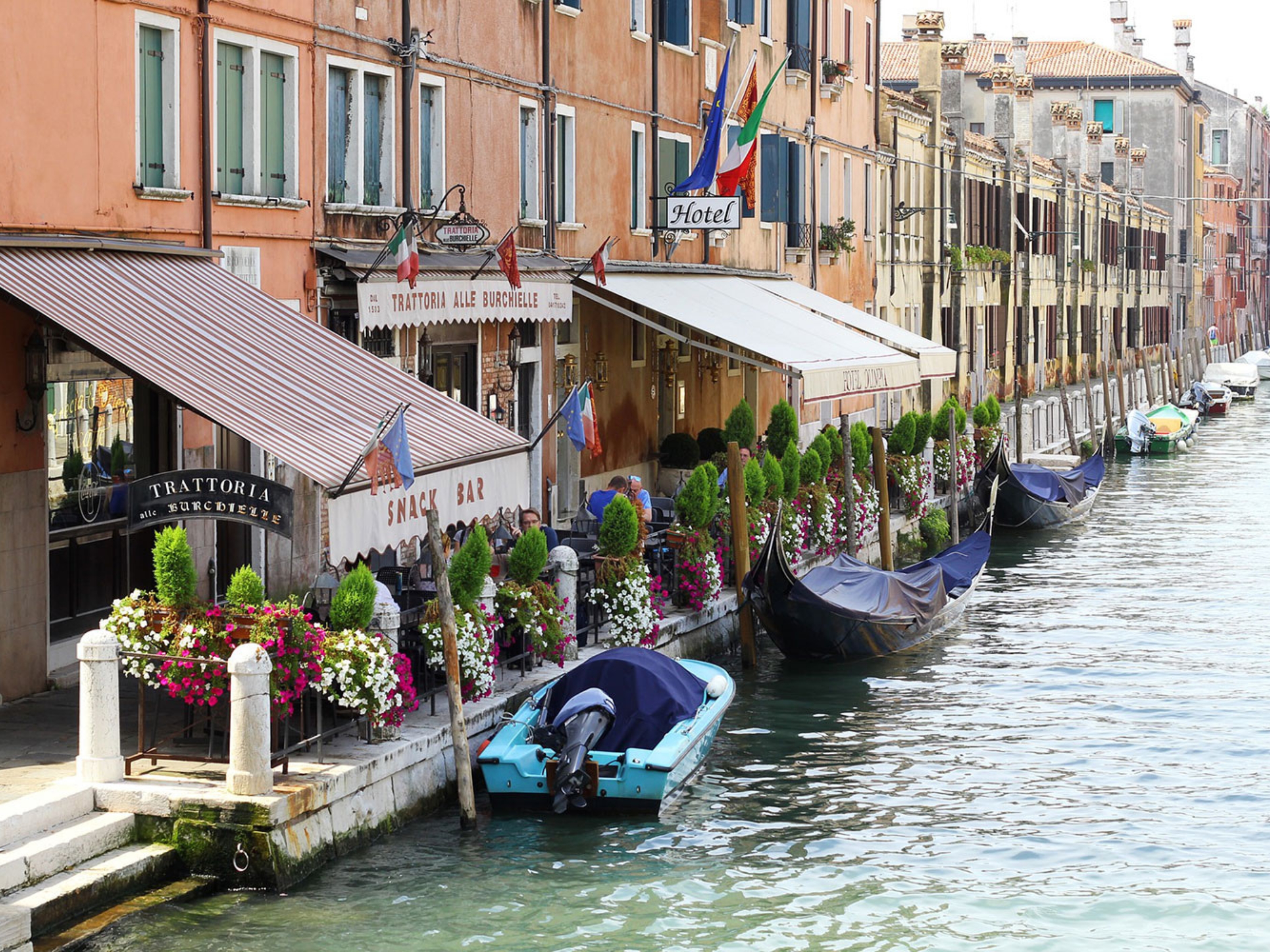 Canal-side restaurants